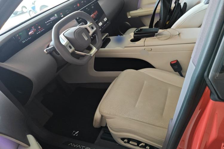 Used Avatr 06 2025 Pro Range-Extended Edition
