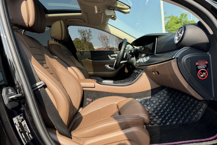 Used Mercedes-Benz E-Class 2019 E 200 L Sport 4MATIC Right Front Seat