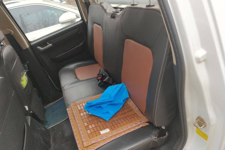 Used CHANGAN KAICHENG Shenqi F30 2018 1.5L Elite Edition Short Wheelbase DAM15L Left Rear Seat