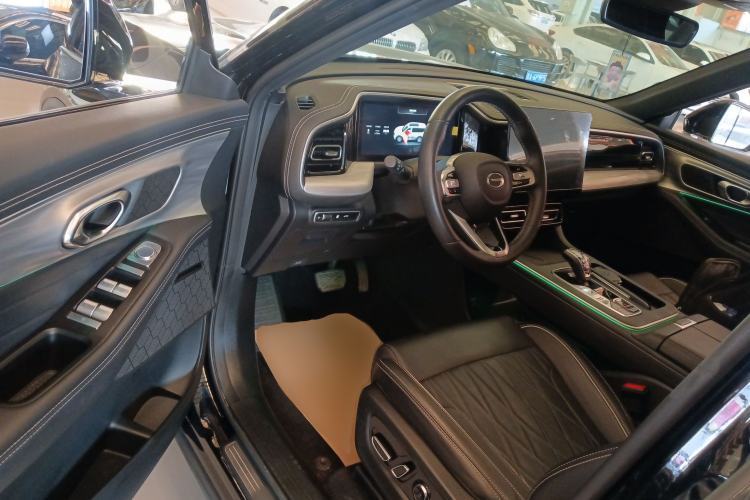 Used GAC Trumpchi GS8 2025 Linghang Series 2.0 TGDI Four-Wheel-Drive Luxury Edition 5 Seats Driver Seat