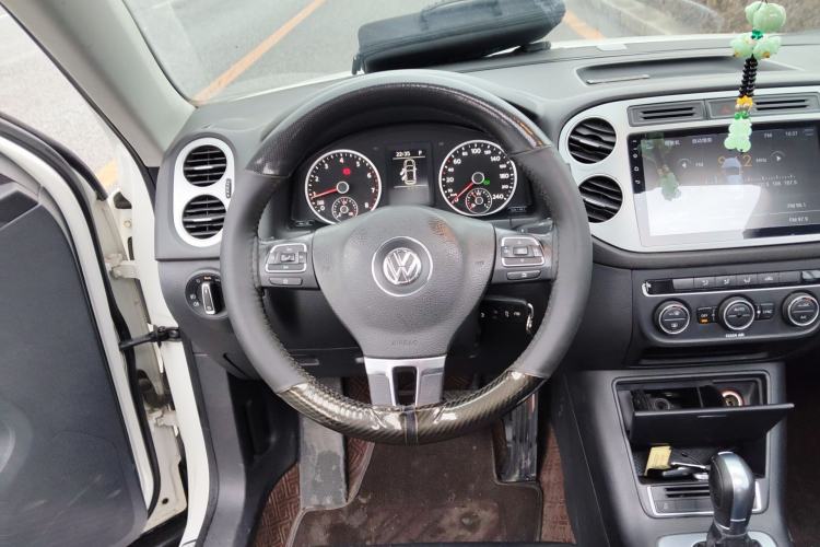 Used Volkswagen Tiguan 2017 300TSI Automatic Two-Wheel Drive Silk Road Comfort Edition Steering Wheel