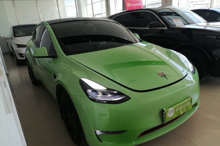 Used Tesla Model Y 2021 Performance High-Performance All-Wheel-Drive Version Front Right 45 Deg