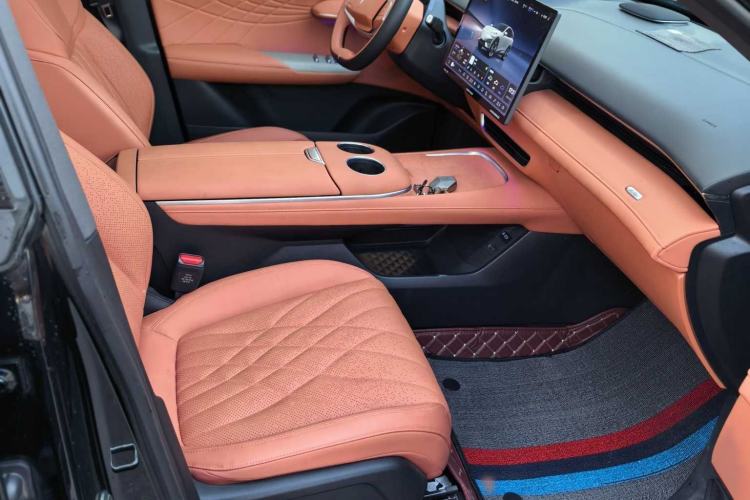 Used Deepal S07 2023 200Max Range-Extended Version
