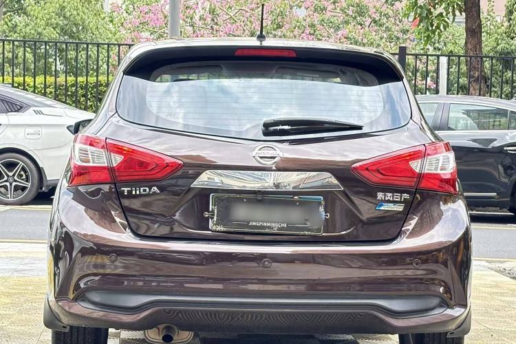 Used Nissan Tiida 2016 1.6L CVT Cool Dynamic Edition