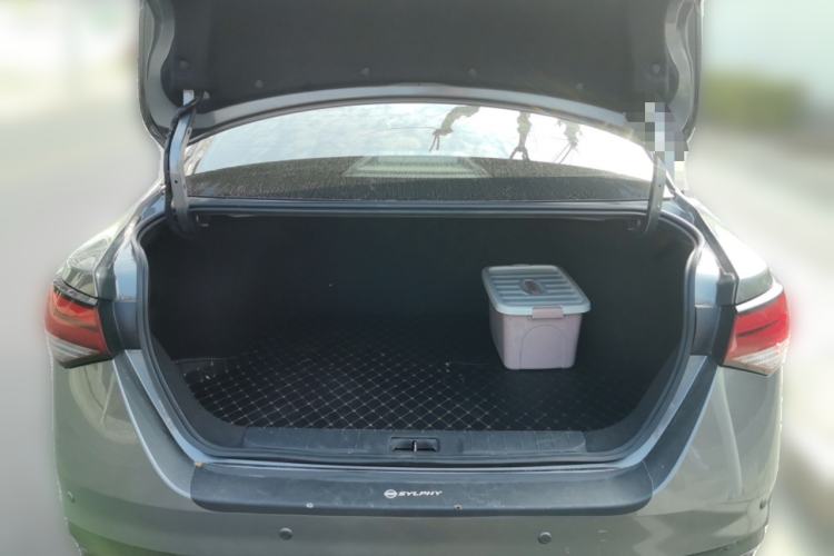 Used Nissan Sylphy 2023 1.6L CVT Enjoyment Edition Trunk