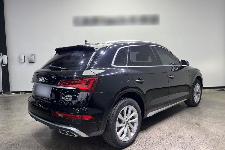 Used Audi Q5L 2022 40T Luxury Dynamic Model Exterior 4