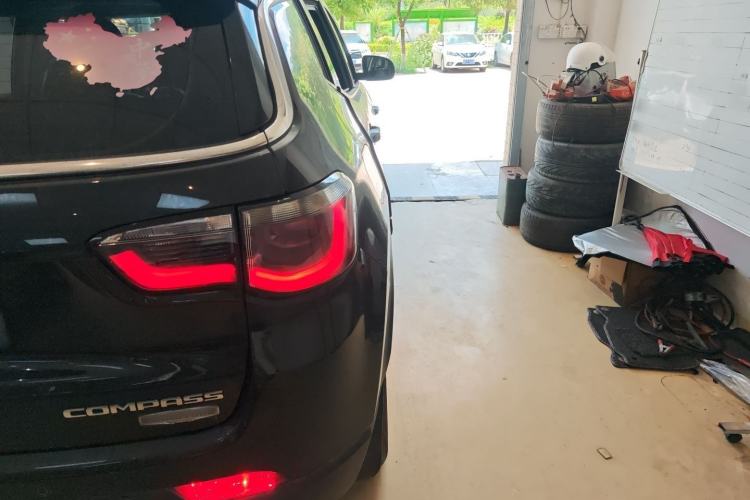 Used Jeep Compass 2017 200T Automatic Family Edition