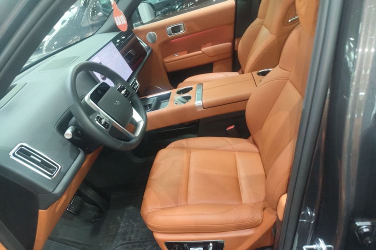 Used Li Auto L8 2023 Air model
