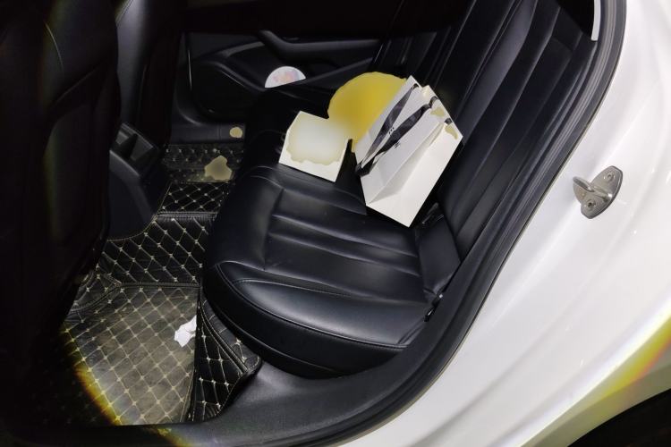 Used Audi A4L 2019 40 TFSI Ambition China VI Left Rear Seat