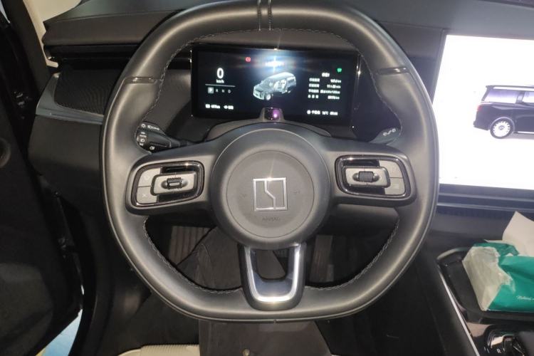 Used Zeekr 009 2024 GAC Trumpchi
