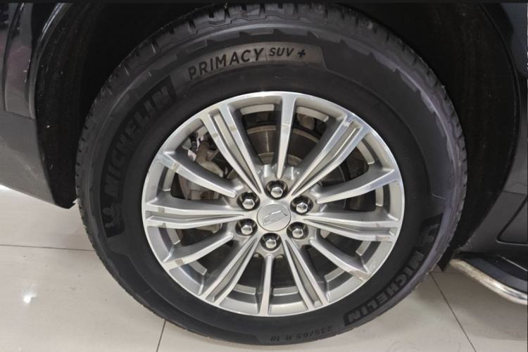 Used Cadillac XT5 2018 25T Luxury Model