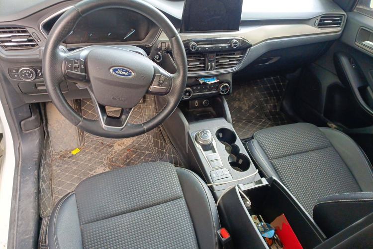 Used Ford Focus 2020 Sedan EcoBoost 180 Automatic Trend Edition
