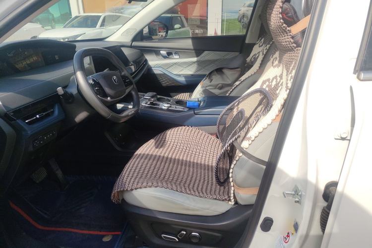 Used CHANGAN UNI-K iDD 2023 Smart Electric iDD 1.5T 135km Smart Leading Model
