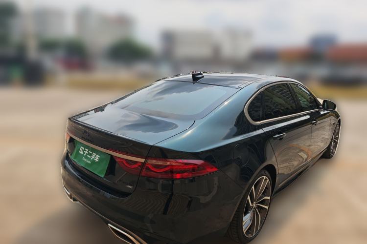 Used Jaguar XFL 2024 2.0T P300 Four-Wheel Drive Flagship Sport Gold Edition Rear Right 45 Deg