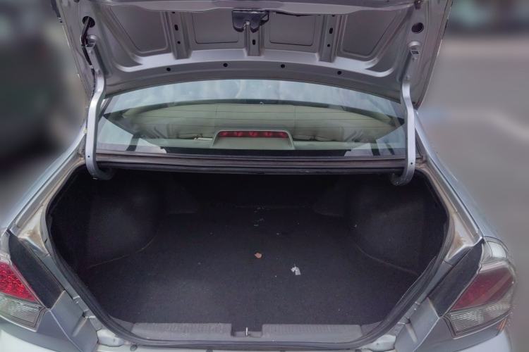 Used Soueast V3 Lingyue 2012 1.5L Manual New Happiness Edition