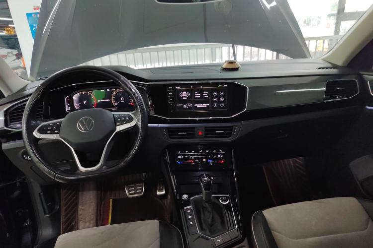 Used Volkswagen Tayron X 2020 330TSI Two-Wheel Drive Luxury Smart Connectivity Version