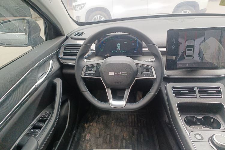Used BYD Destroyer 05 2024 HONOR Edition DM-i 55KM Luxury Model Steering Wheel