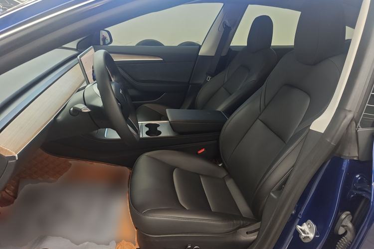 Used Tesla Model 3 2022 Rear-Wheel-Drive Version Left Front Seat