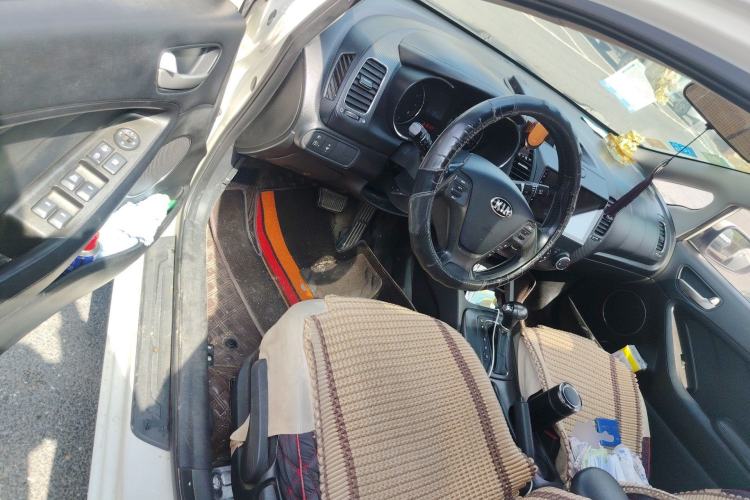 Used Kia K3 2013 1.6L Automatic GLS Driver Seat