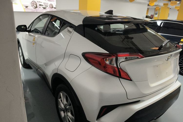 Used Toyota IZOA 2023 2.0L Enjoy Edition Rear Left 45 Deg