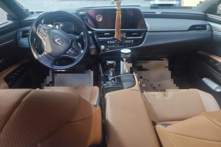 Used Lexus ES 2021 200 Excellence Edition