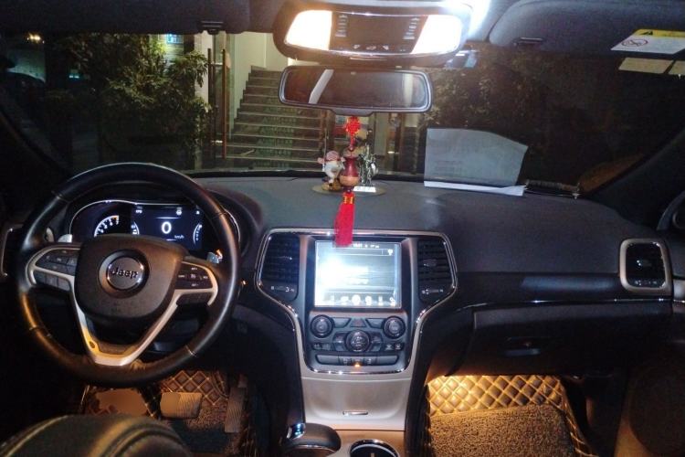 Used Jeep Grand Cherokee (Import) 2015 3.0L Elite Navigation Edition