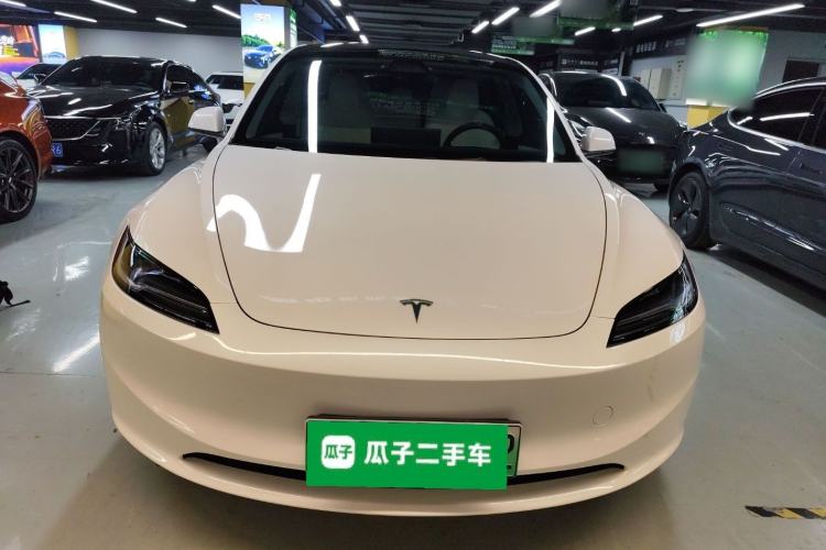 Used Tesla Model 3 2023 Rear-Wheel-Drive Version
