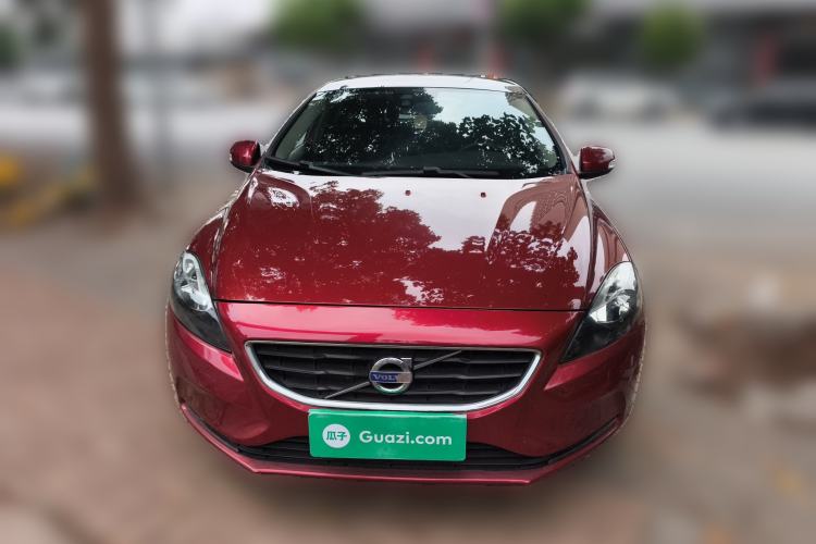 Used Volvo V40 2013 2.0T Zhiyi Edition