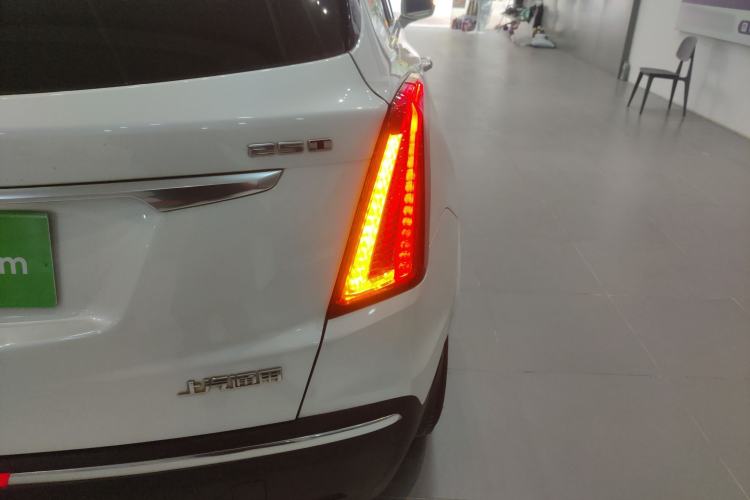 Used Cadillac XT5 2016 25T Luxury Model