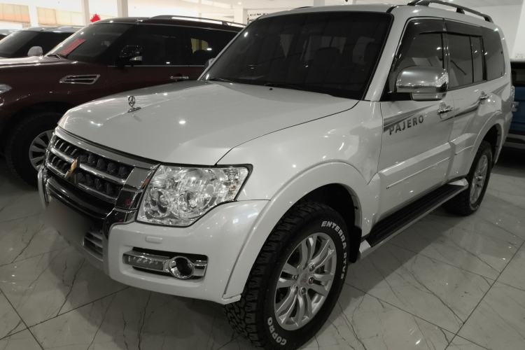 Used Mitsubishi Pajero 2019 V97 3.8L 5-Door GLS Middle East Edition