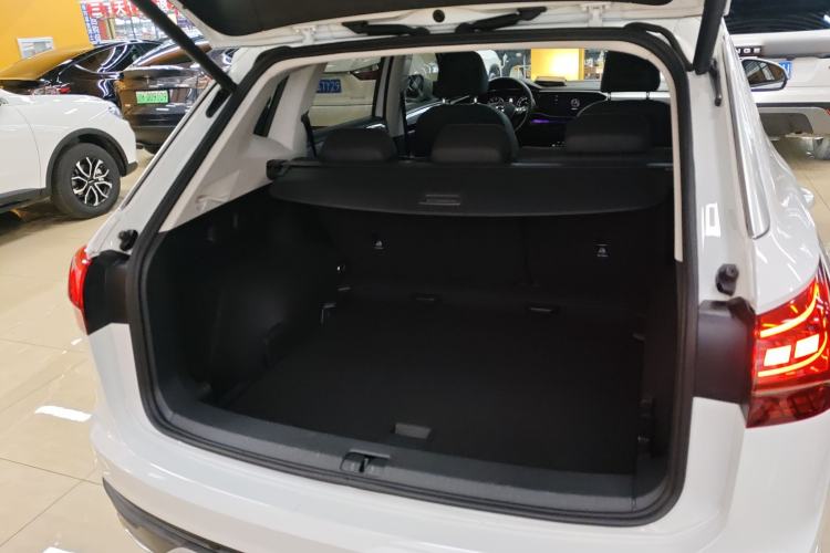 Used Volkswagen Tayron 2022 280TSI Two-Wheel Drive Luxury Smart Connectivity Version Trunk