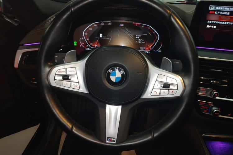 Used BMW 5 Series 2022 Second Facelift 530Li Leading Edition M Sport Package
