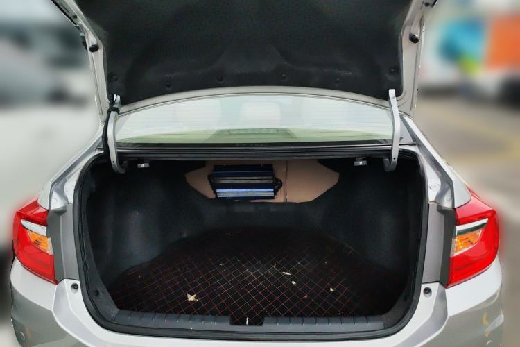 Used Honda Crider 2013 1.8L automatic luxury edition