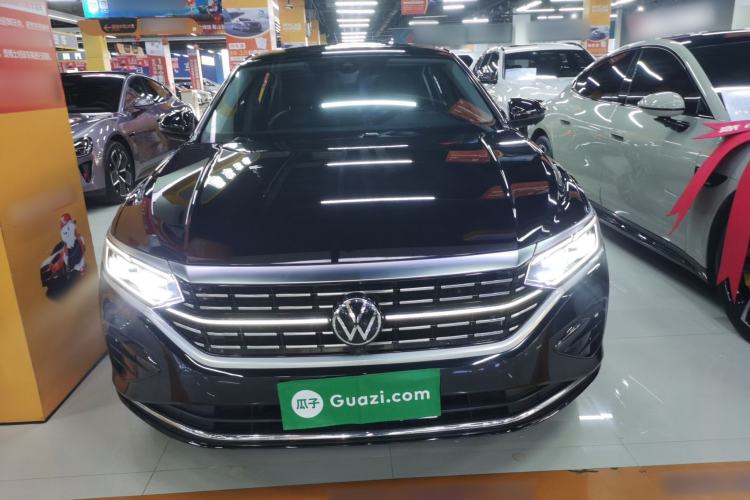 Used Volkswagen Passat 2023 330TSI Prestige Edition