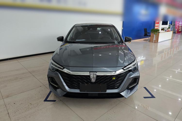 Used Roewe i6 MAX 2020 300TGI Automatic Supreme Edition with Cool Sunroof and Advanced Driving Features
