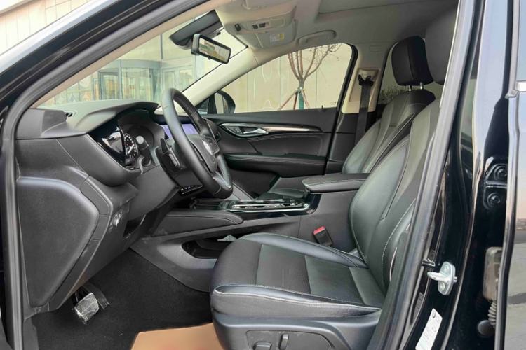 Used Buick Envision 2022 Encore Plus 652T Five-Seat Luxury Model
