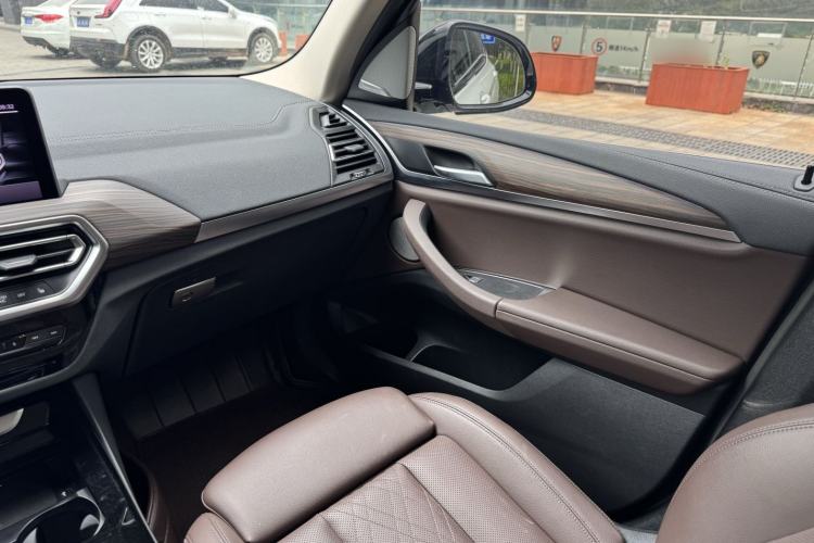 Used BMW X3 2023 xDrive30i Leading Model M Night Edition Package Interior 3