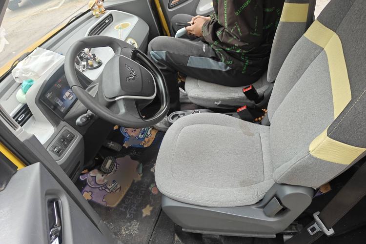 Used Wuling Hongguang MINIEV 2021 Macaron Premium Model – Lithium Iron Phosphate