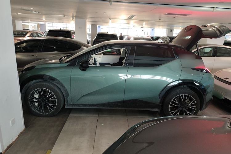 Used Zeekr X 2023 Four-Wheel Drive YOU Edition 4 Seats
