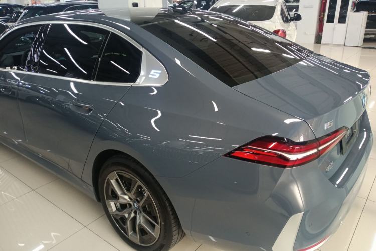 Used BMW i5 2024 eDrive 35L Luxury Package