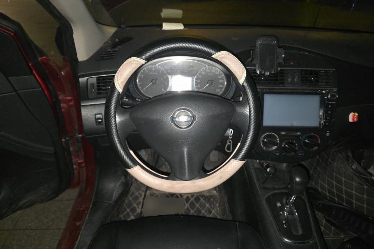 Used Nissan Tiida 2011 1.6L CVT Comfort Model Steering Wheel
