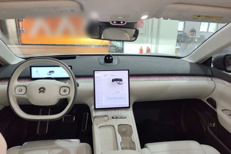 Used Nio ET7 2024 75 kWh Executive Signature Edition
