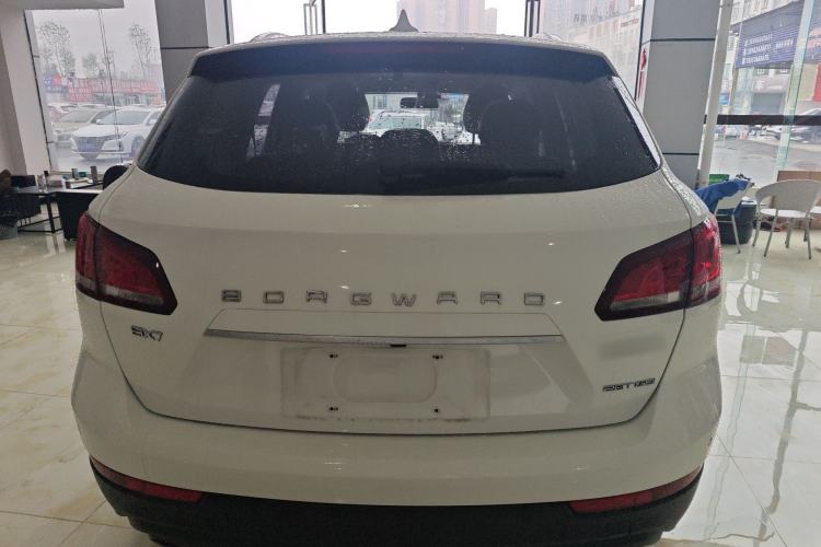 Used BORGWARD BX7 2016 28T 2WD Elite Edition 5-seater
