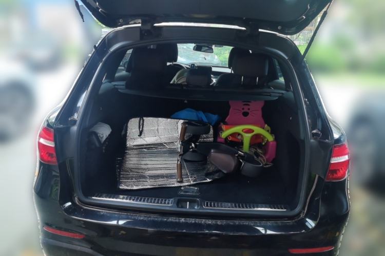 Used Mercedes-Benz GLC 2019 GLC 260 4MATIC Luxury Model Trunk