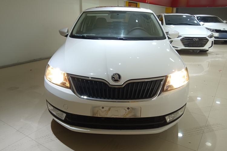 Used Skoda Rapid 2016 1.6L Automatic Chuanxing Edition
