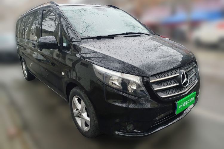 Used Mercedes-Benz Vito 2018 2.0T Elite Version 7 Seats China VI Emission Standard
