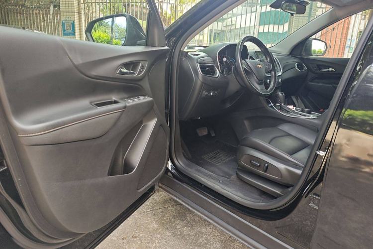 Used Chevrolet Equinox 2018 535T Automatic YuJie Edition