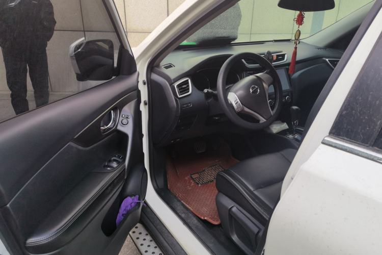 Used Nissan X-Trail 2014 2.0L CVT Smart Edition 2WD
