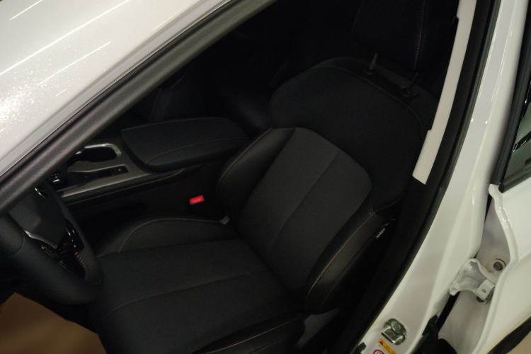 Used Changan X7 PLUS 2024 1.5T Automatic Luxury 7-Seater
