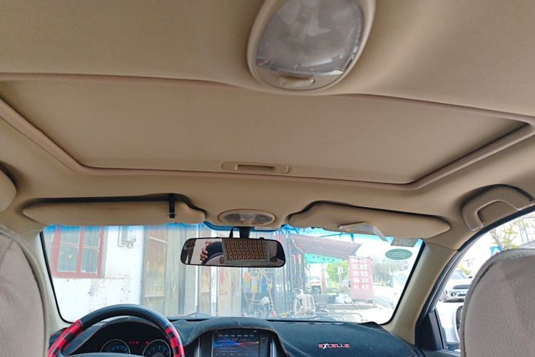 Used Buick Excelle 2013 1.5L Manual Classic Model Headliner